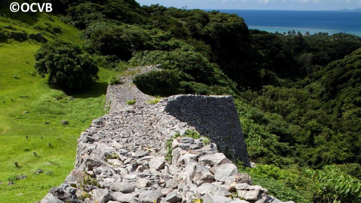 沖縄本島　世界遺産めぐり